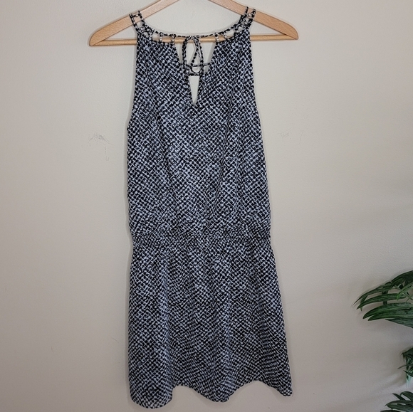 WHBM | Beaded Caged Neckline Dress with Elastic Waist Black White Print Small - Picture 7 of 7